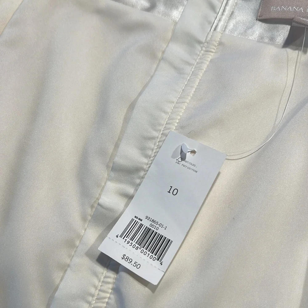 Banana Republic Winter White - Cocoon Skirt - Picture 6 of 8